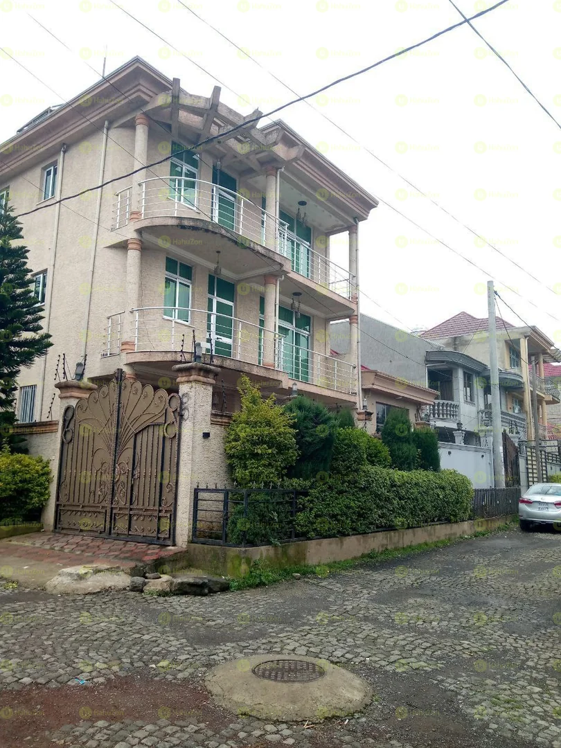 150 ካሬ የሚሸጥ G+2 ቤት በቤተል