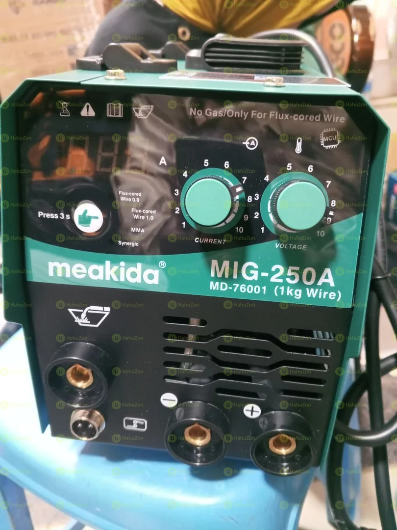 ማኪዳ ሚግ መበየጃ ማሽን