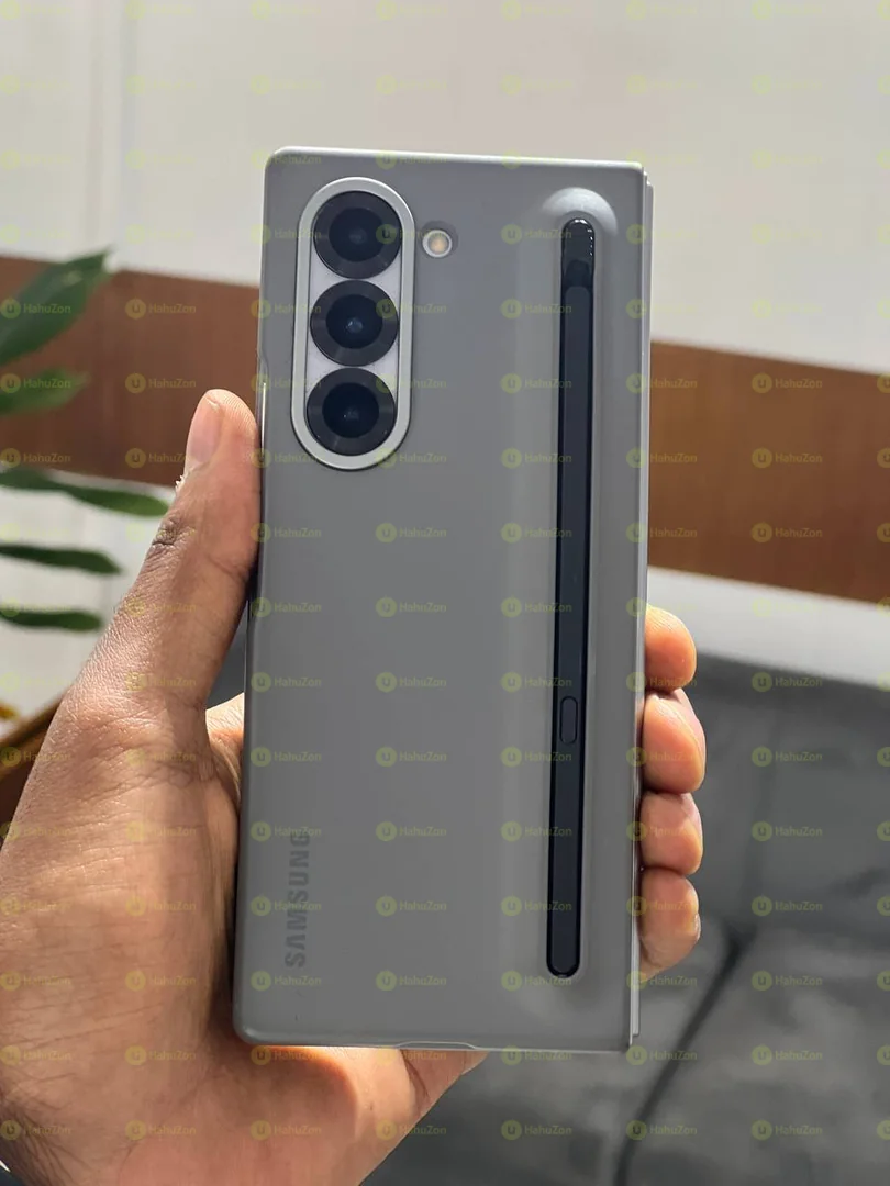 Samsung Galaxy Z Fold 6