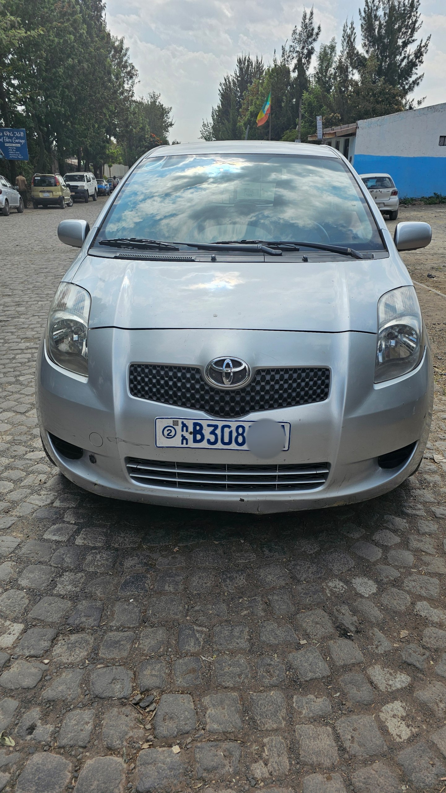 2008 Model-Toyota Yaris Compact