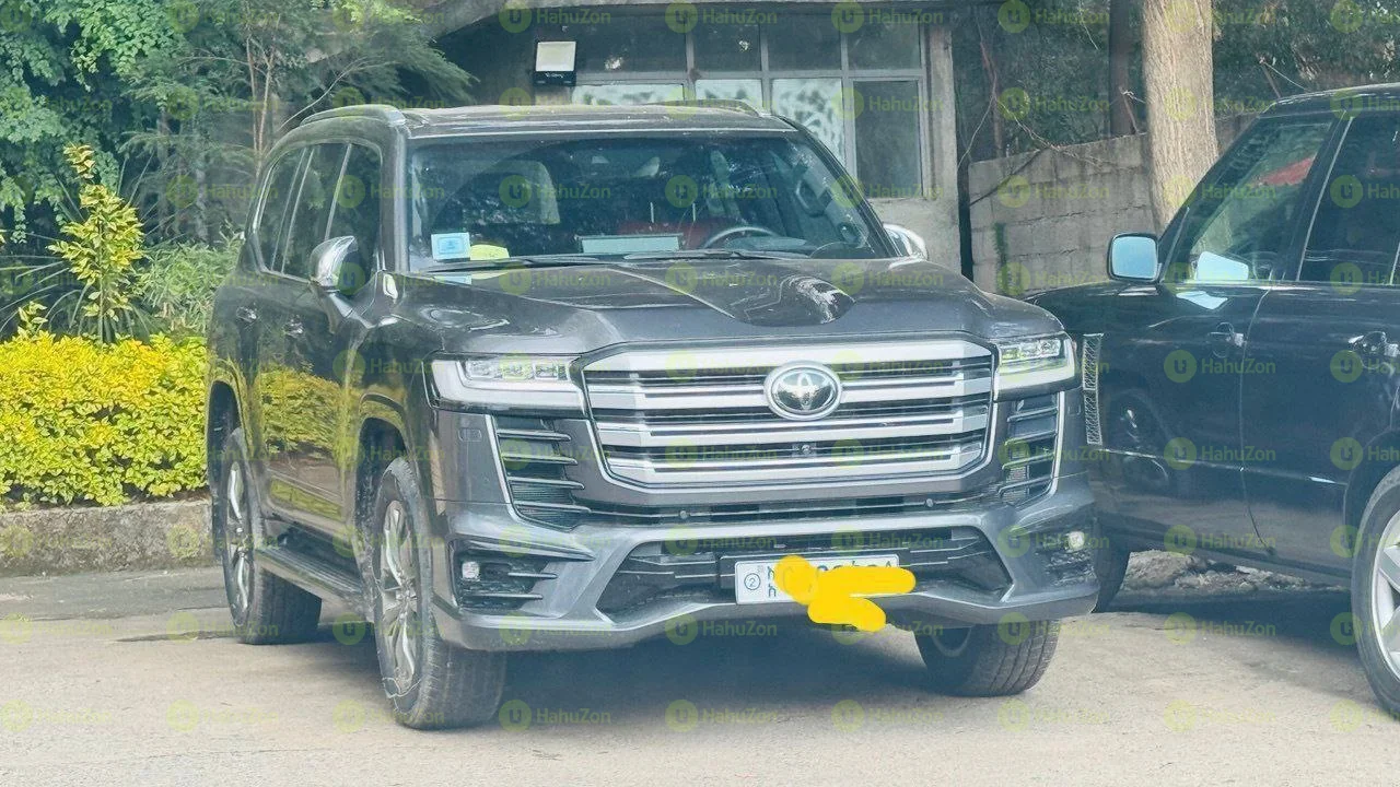 2022 Model-Toyota LandCruiser