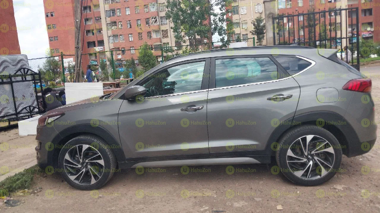 2020 Model-Hyundai Tucson