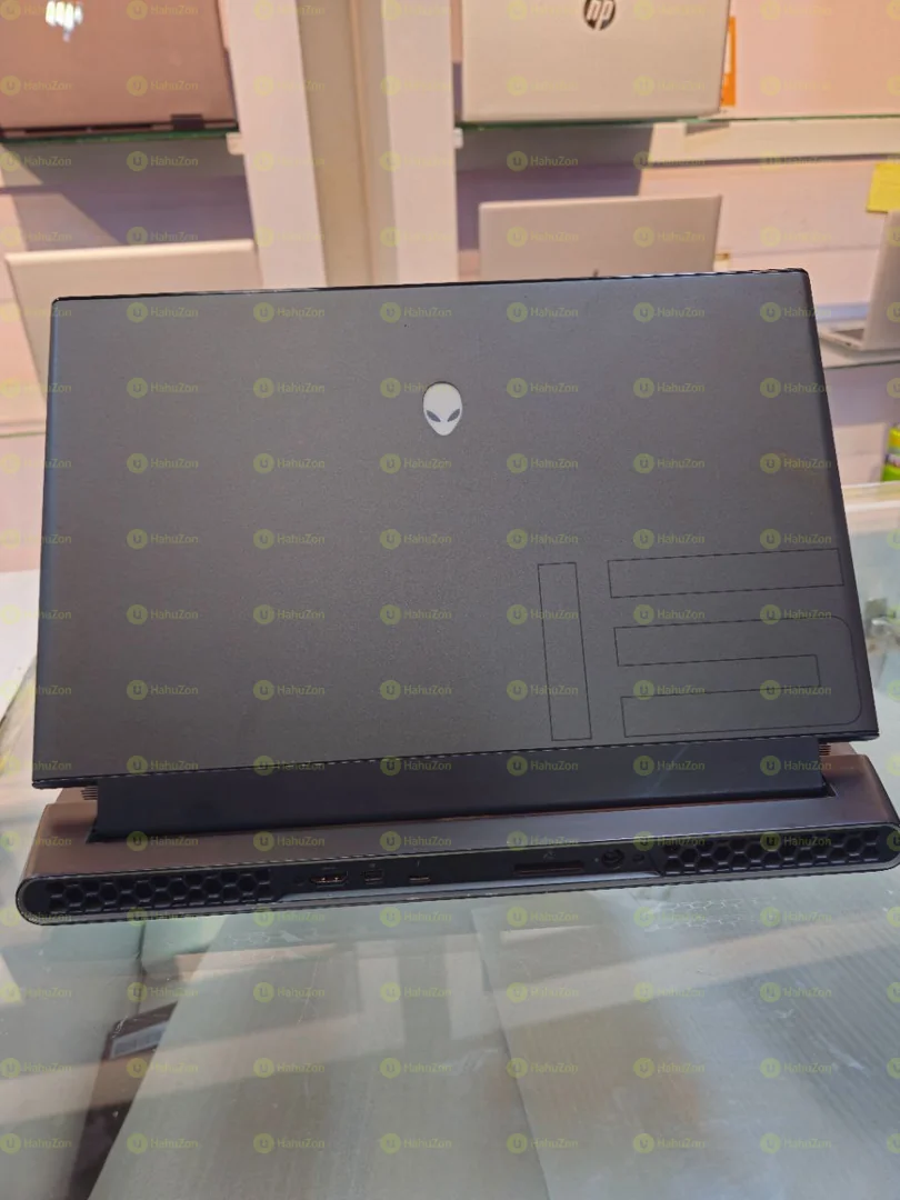 Alienware M15 R2 Core i7-9750H Gaming Laptop