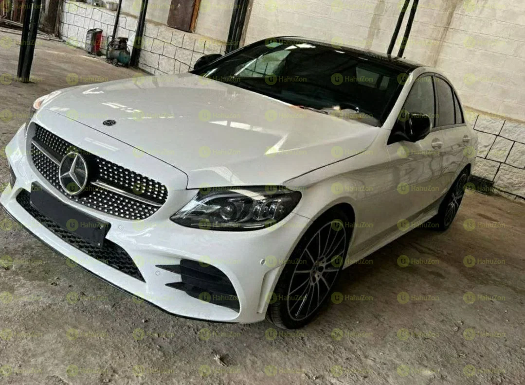 2021 Model-Mercedes -Benz C300 AMG