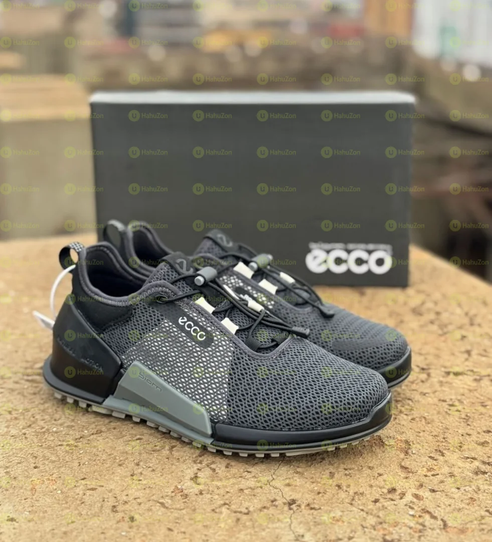 ECCO Biom 2.0 Breathru Sneaker