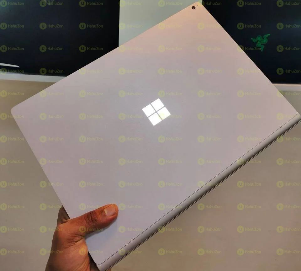 MicroSoft Surface Pro 4 Core i7 8th Generation Laptop