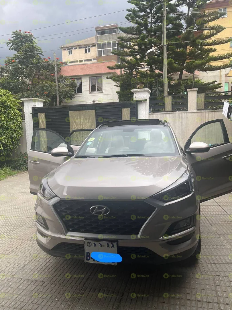 2020 Model-Hyundai Tucson