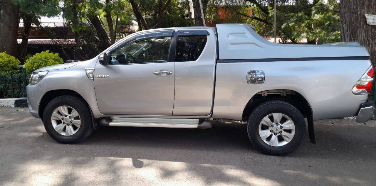 2016 Model-Toyota Rivo Hilux King -Cab