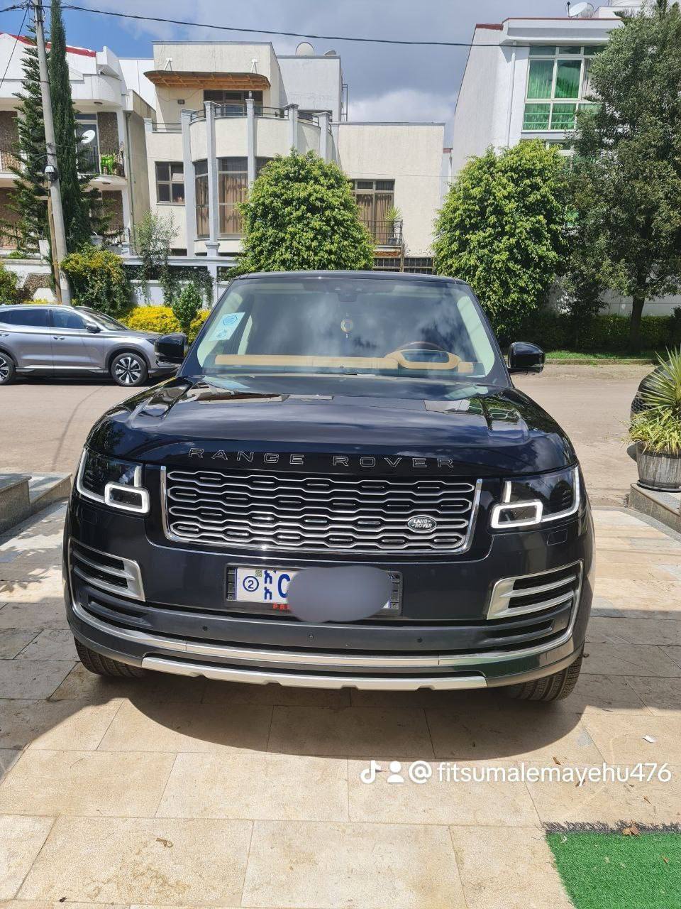 2021 Model-Land Rover Range Rover