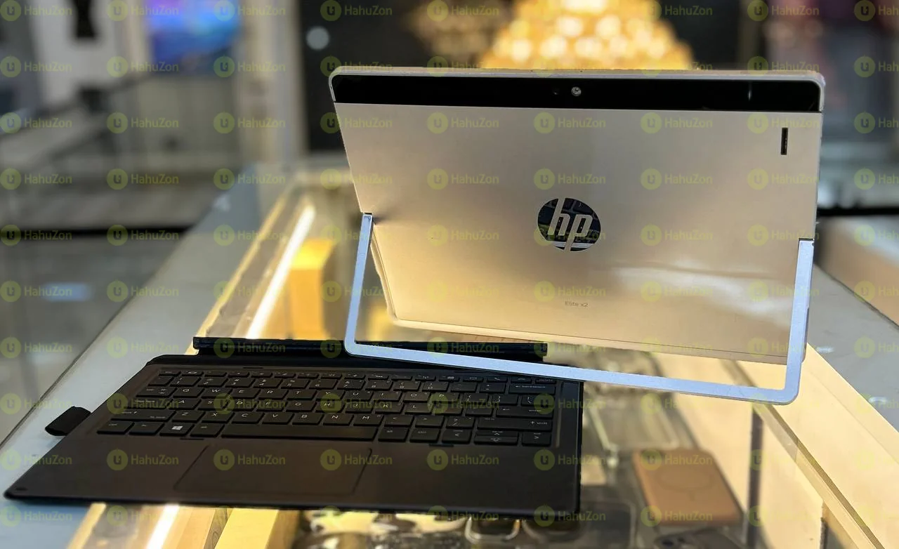 HP ELITE X2 Detachale Touchscreen Laptop
