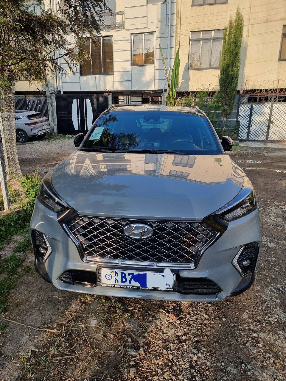 2020 Model-Hyundai Tucson