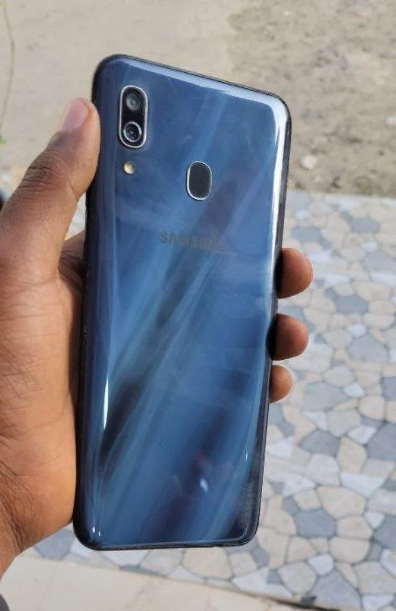 Samsung A30