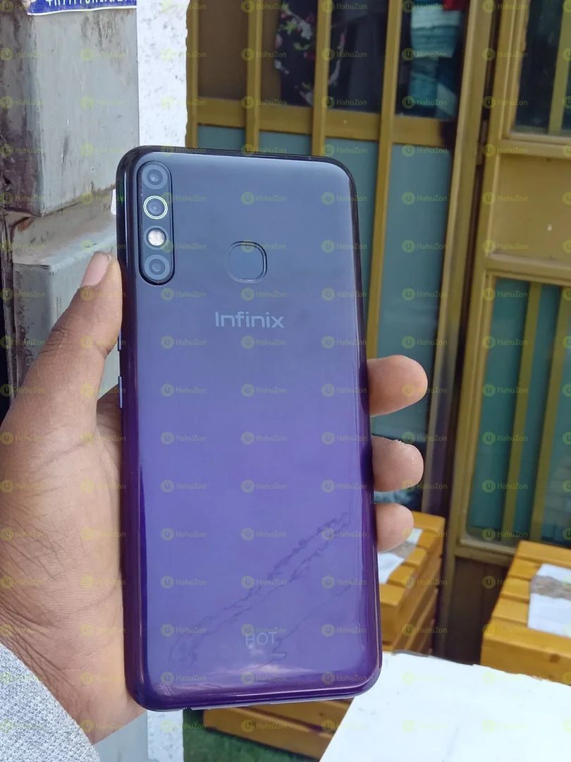 Infinix Hot 8