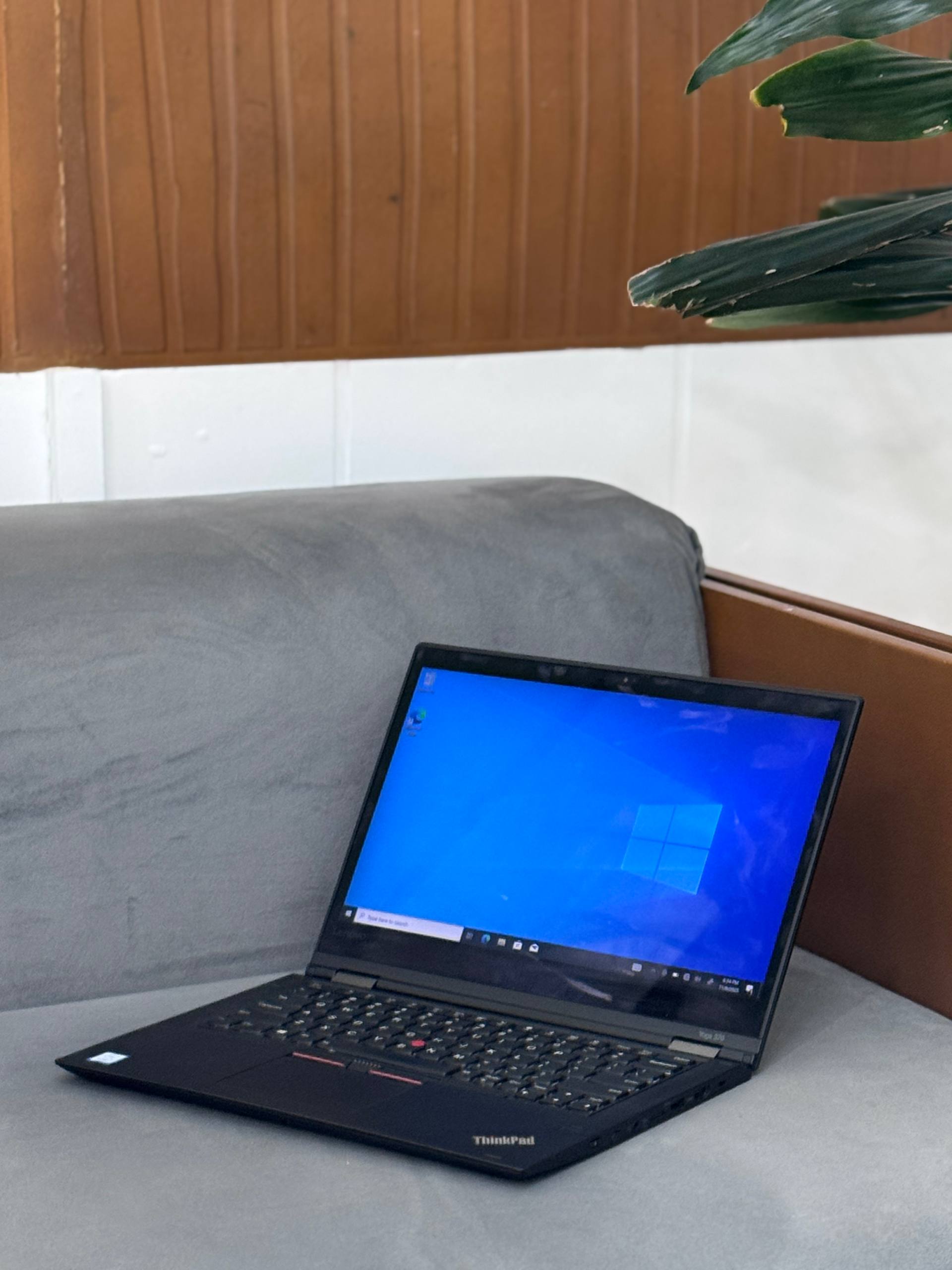 Lenovo Thinkpad Yoga 370  Core i7 7th Generation Laptop