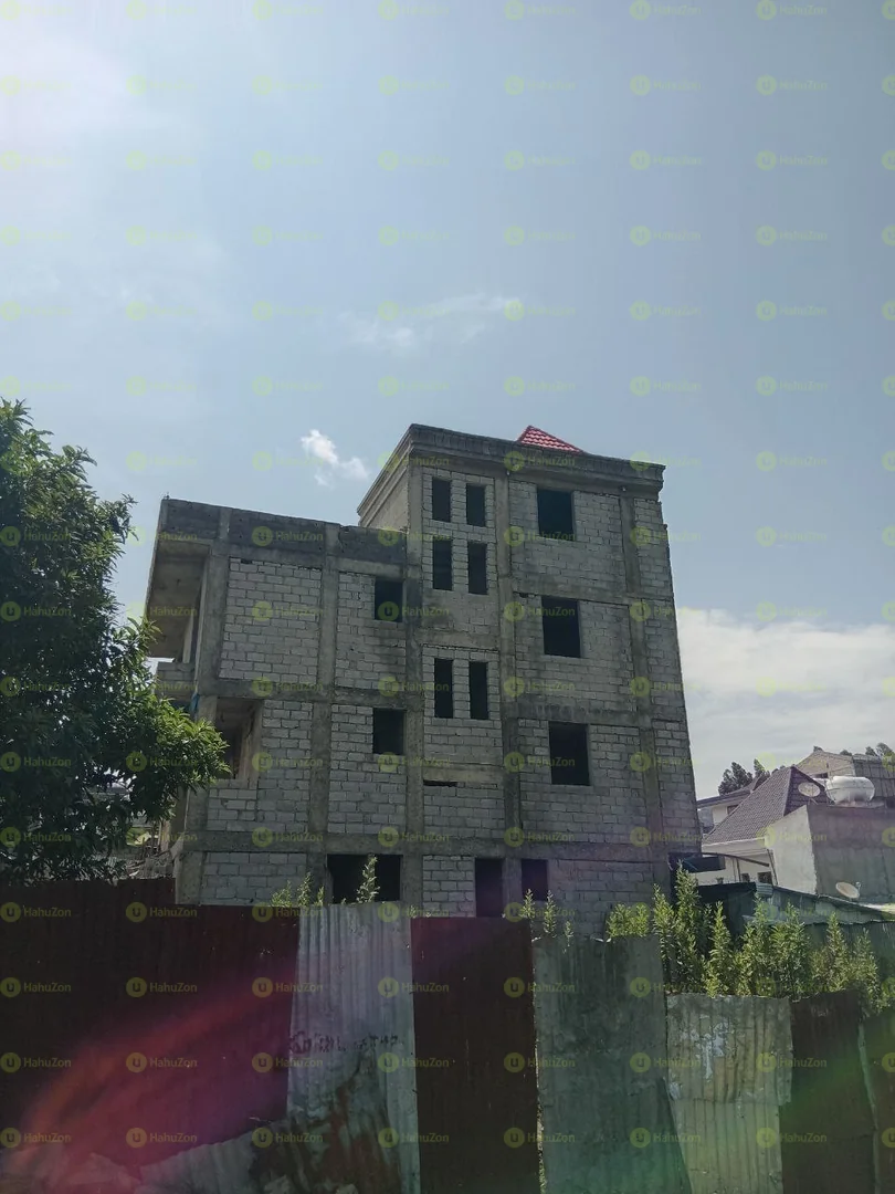 250 ካሬ የሚሸጥ G+2  ቤት በአያት