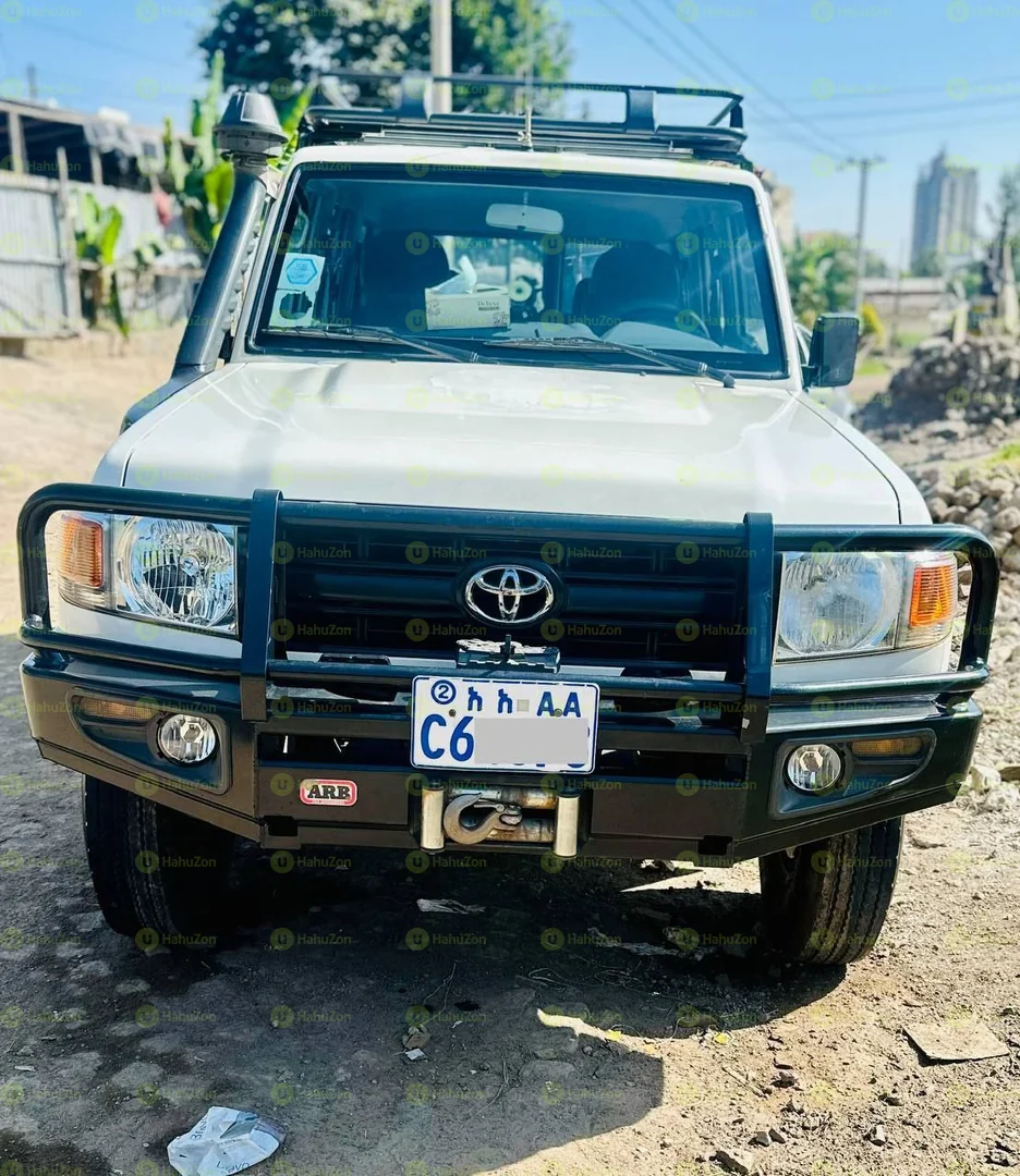 2018 Model-Toyota Land Cruiser Mark 2 Long Base