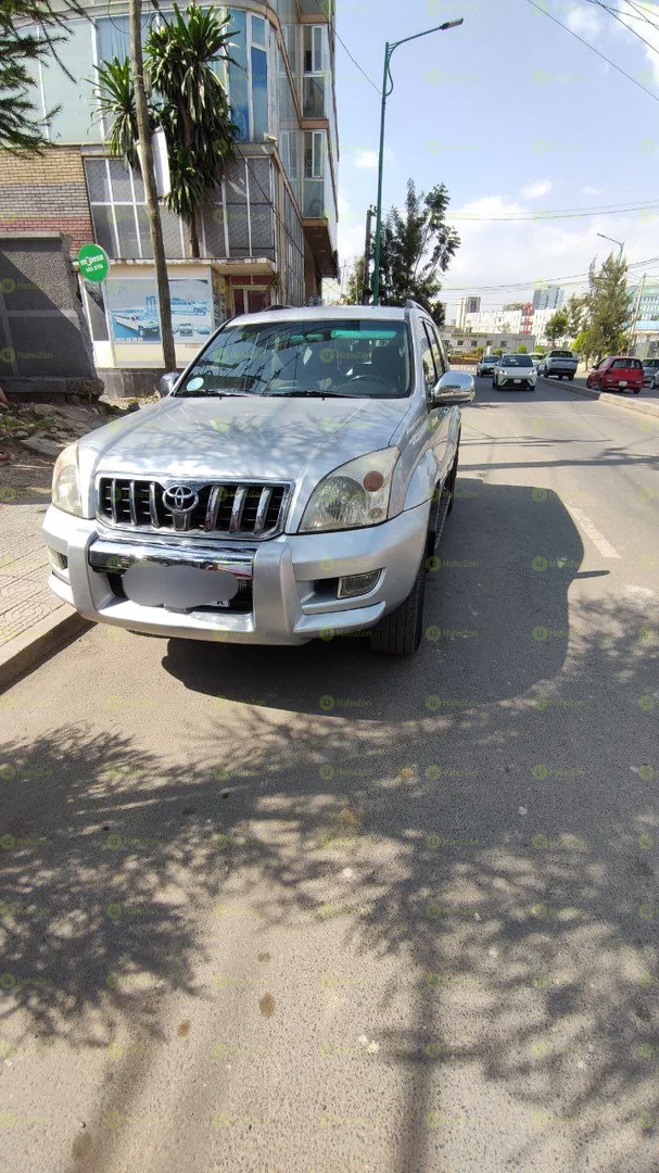 2005 Model-Toyota Land Cruiser Prado