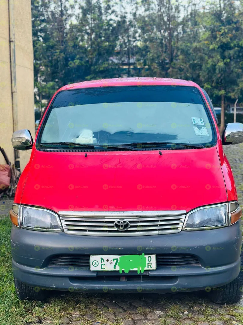 2006 Model-Toyota Hiace Dolphin