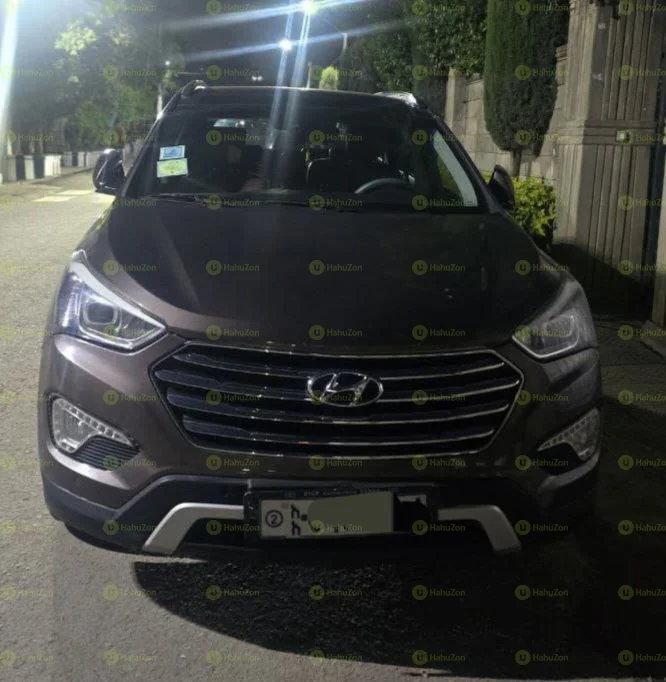 2017 Model-Hyundai Santafe