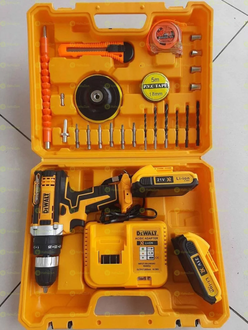DeWalt Rechargeable Drill With Full Accessories