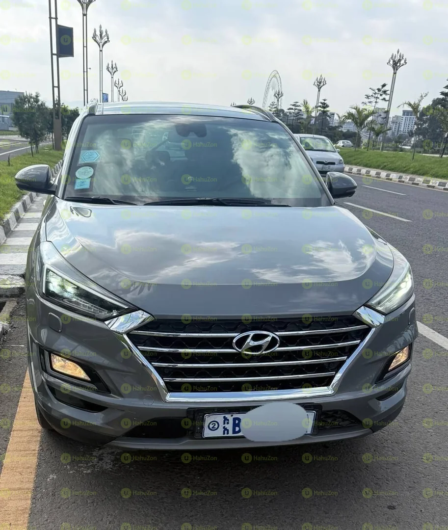 2020 Model-Hyundai Tucson