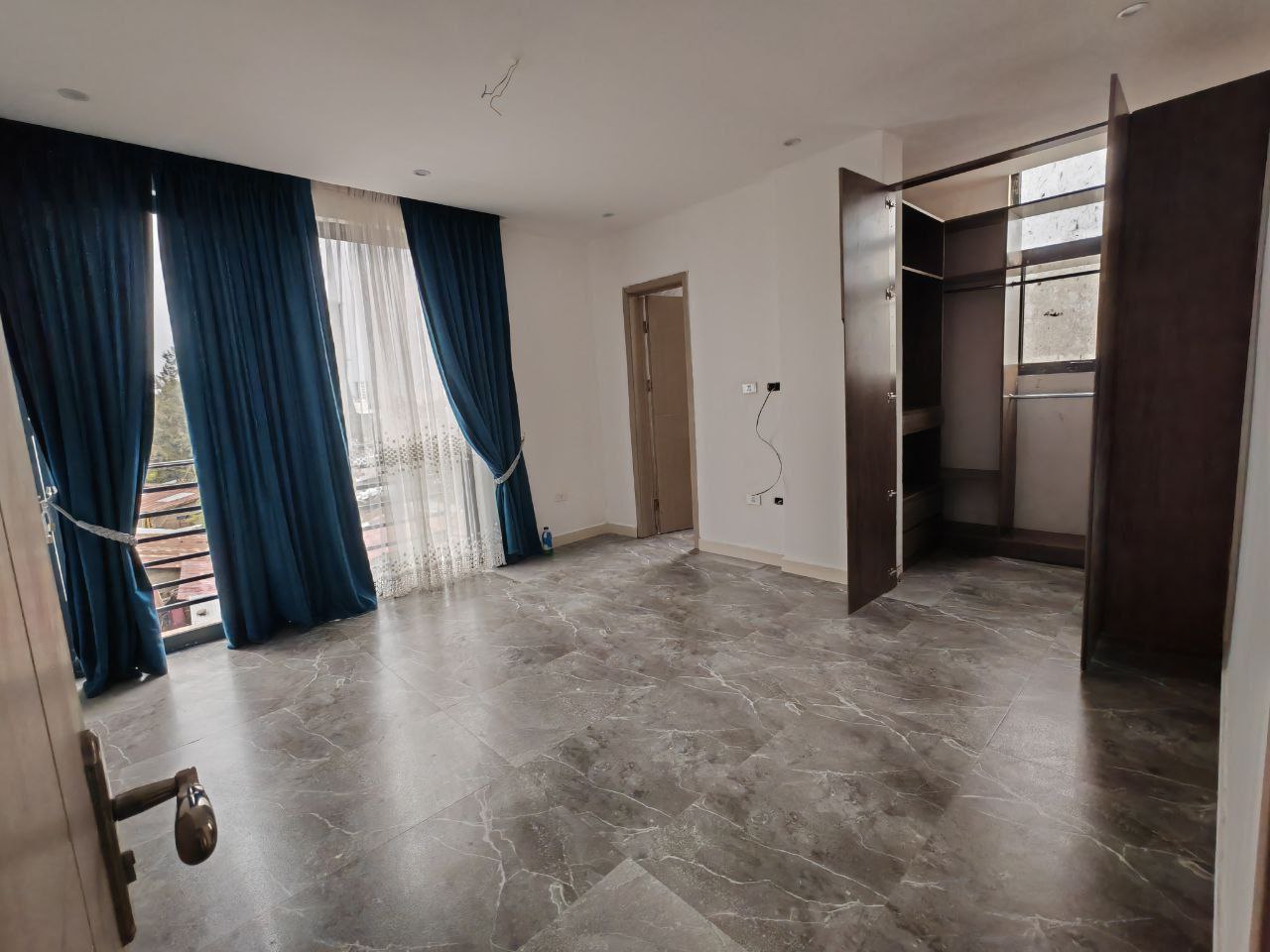 118 ካሬ የሚሸጥይ አፓርትመንት በ22 ሲግናል