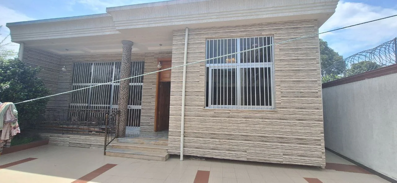 350 ካሬ የሚሸጥ ቪላ ቤት በሜታ ጃክሮስ
