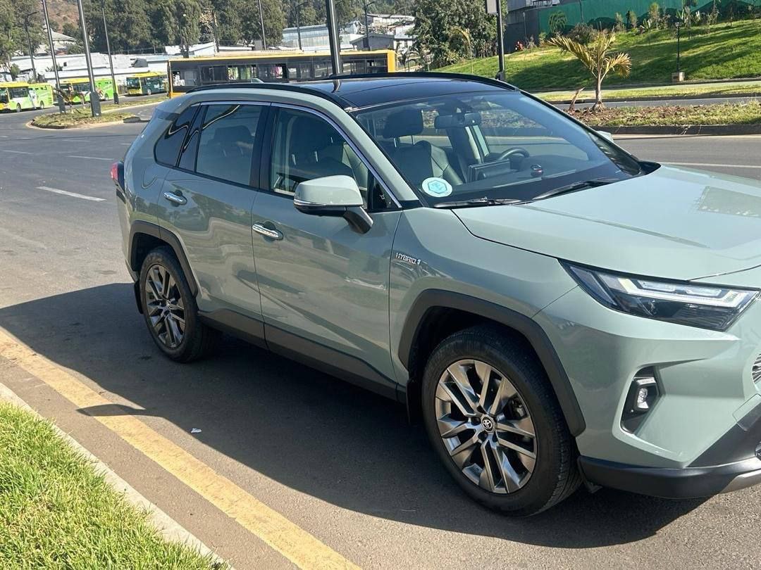 2023 Model-Toyota Rav4