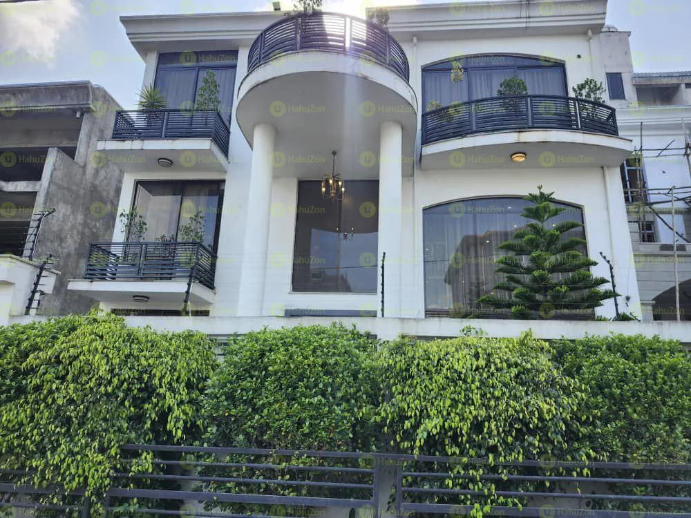 300 ካሬ የሚሸጥ G+2 በአያት