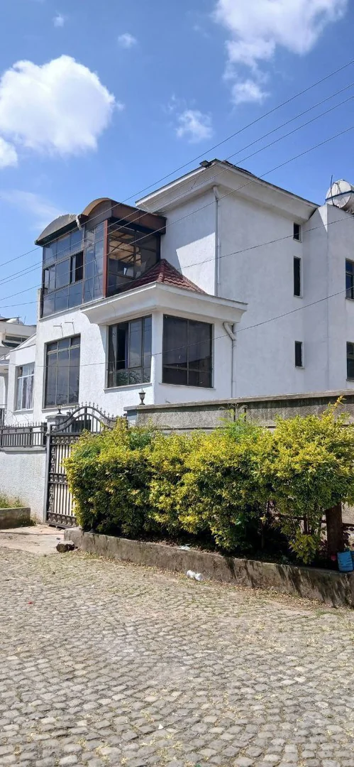 175 ካሬ የሚሸጥ G+1 ቤት በፊጋ