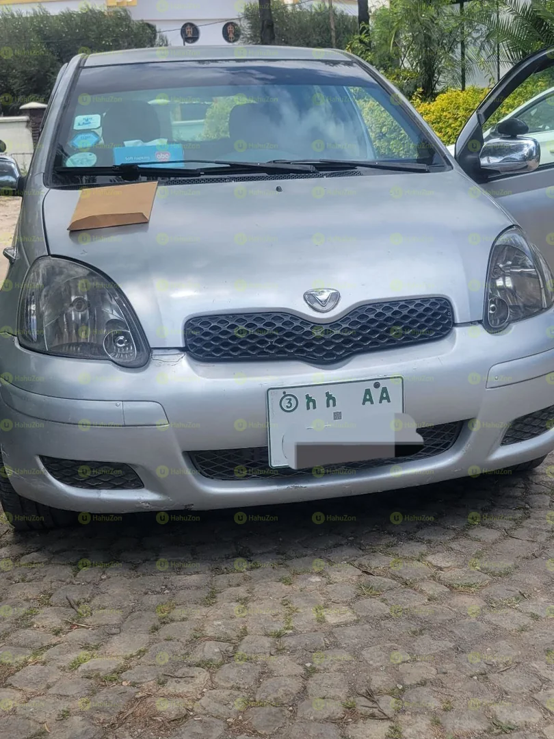 2004 Model-Toyota Vitz