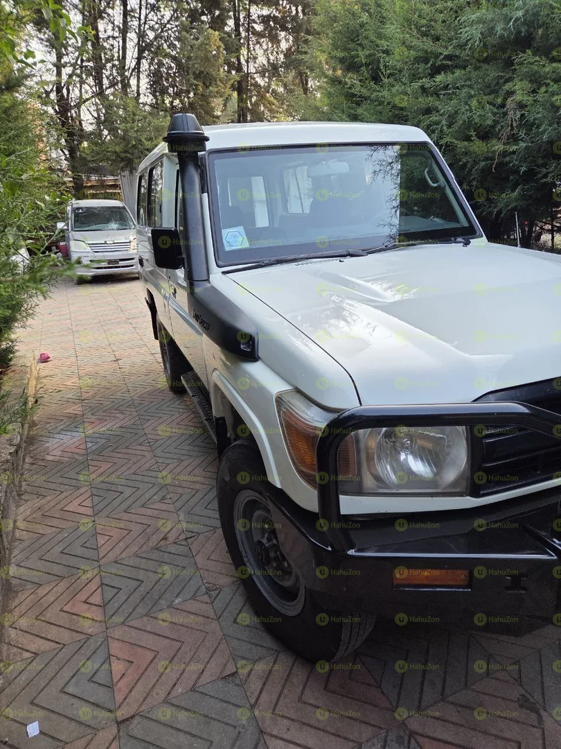 20156 Model-Toyota Logebize