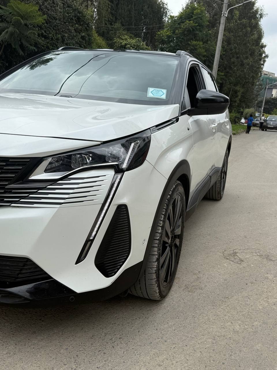 2022 Model-Peugeot 5008 GT Line