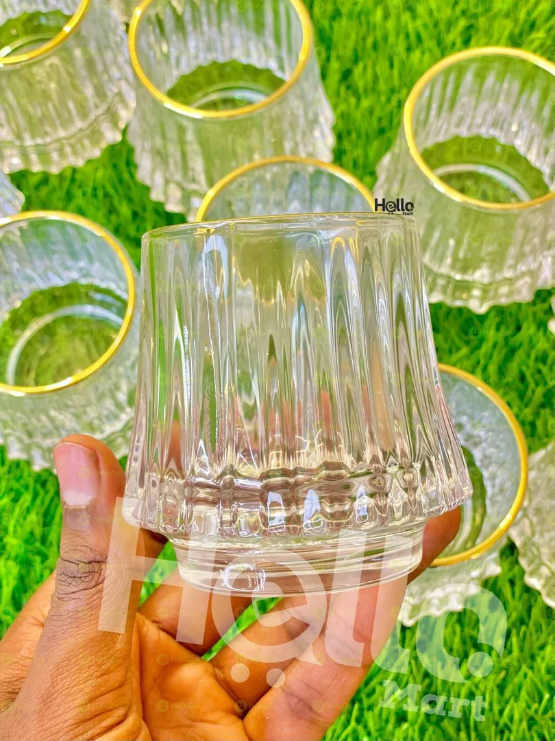 የዉስኪ እና ሌሎች የአልኮል መጠጫ ውብ ብርጭቆ