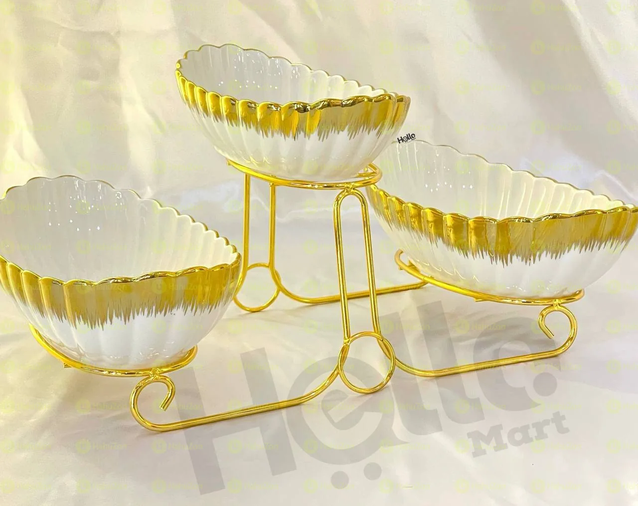 በለ 3 ተደራራቢ የምግብ ማቅረቢያ