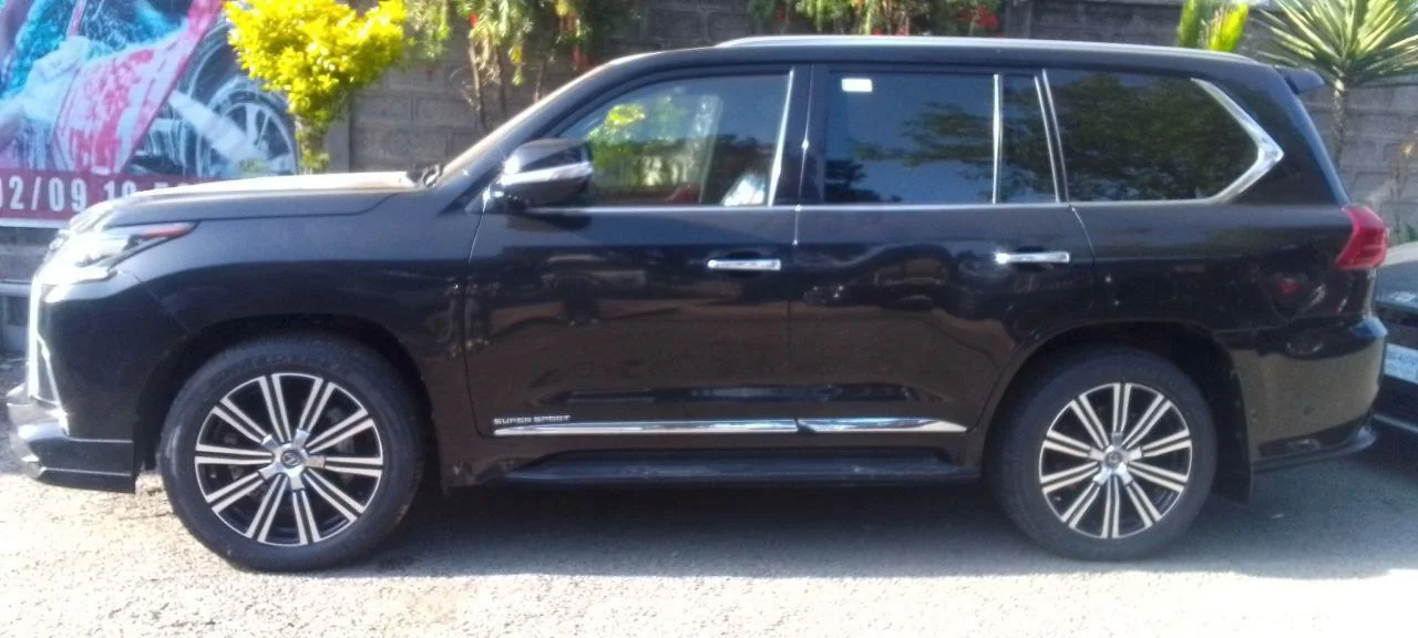 2023 Model-Lexus LX570 S