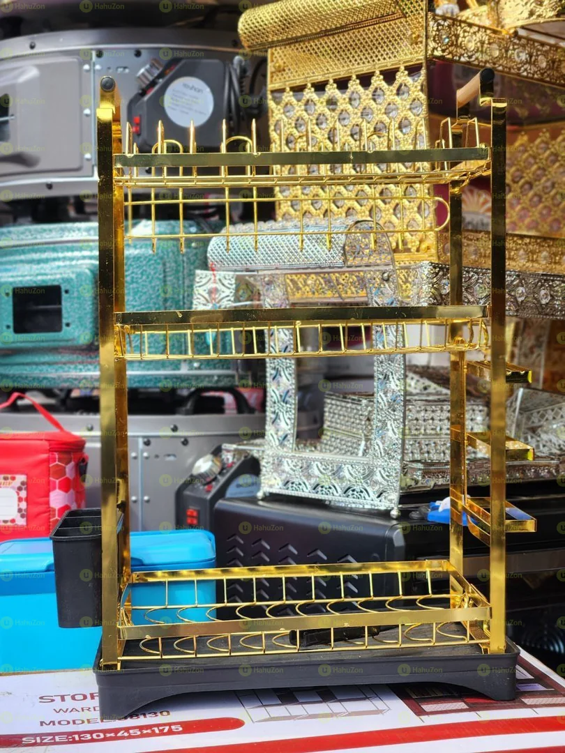 ባለ ሶስት ጎልደን የእቃ ማንጠፍጠፊያ