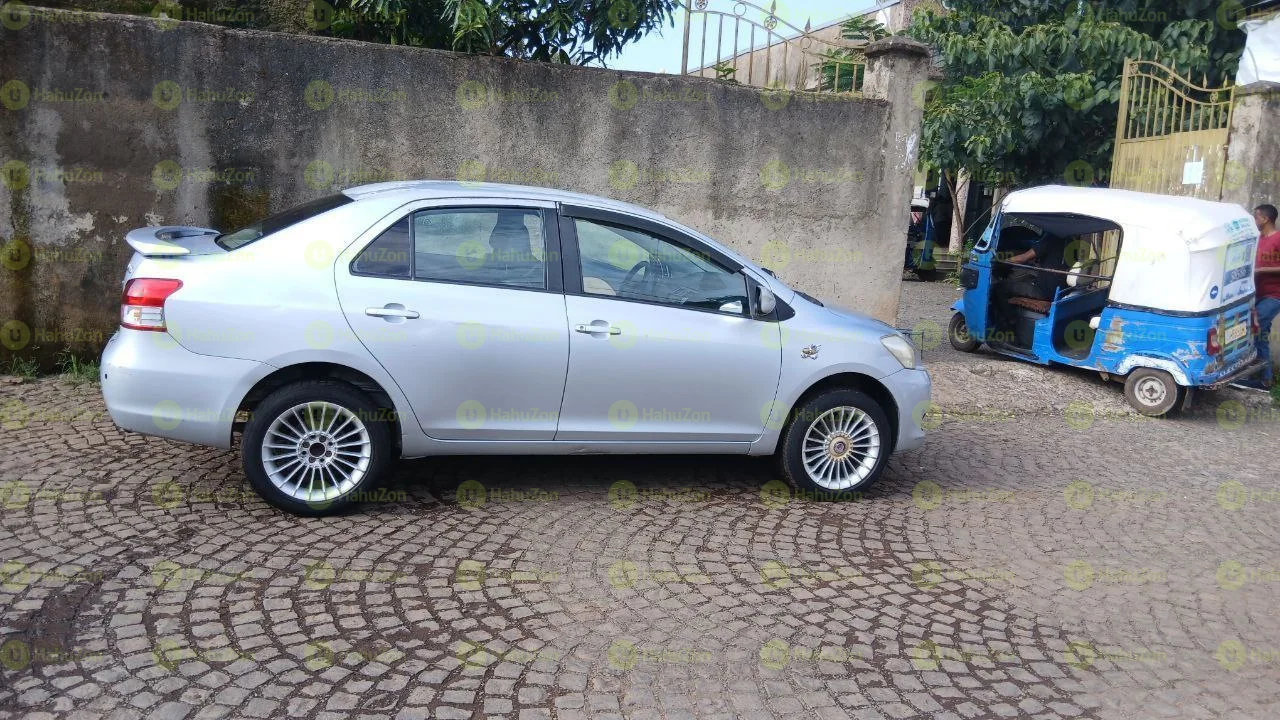 2007 Model-Toyota Yaris Belta