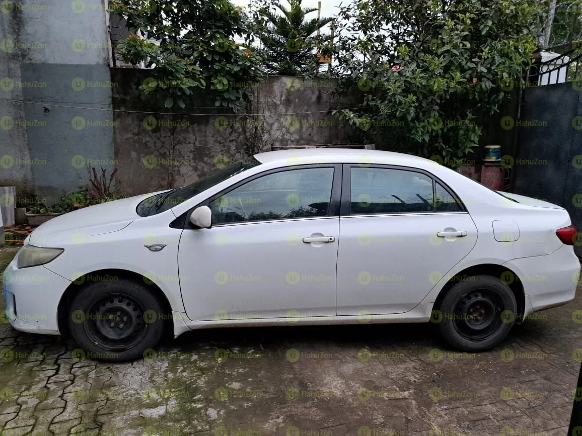 2012 Model-Toyota Corolla