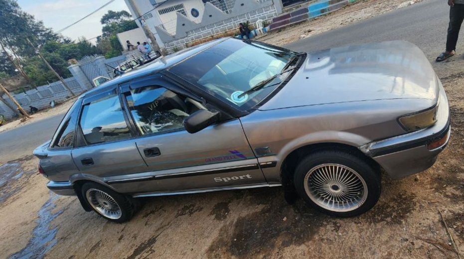 1991 Model-Toyota Hatchback