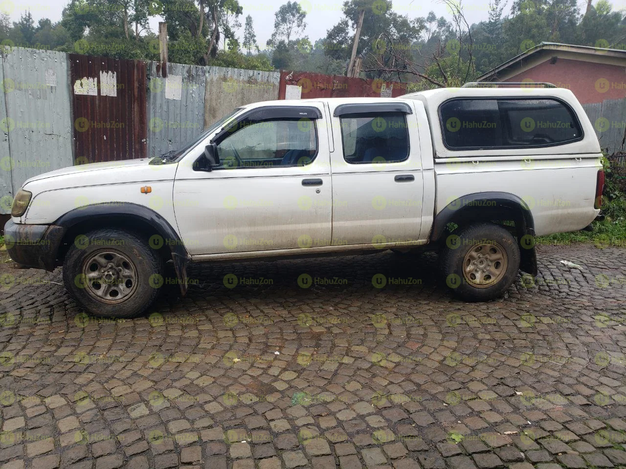 2010 Model-Nissan Double Cab