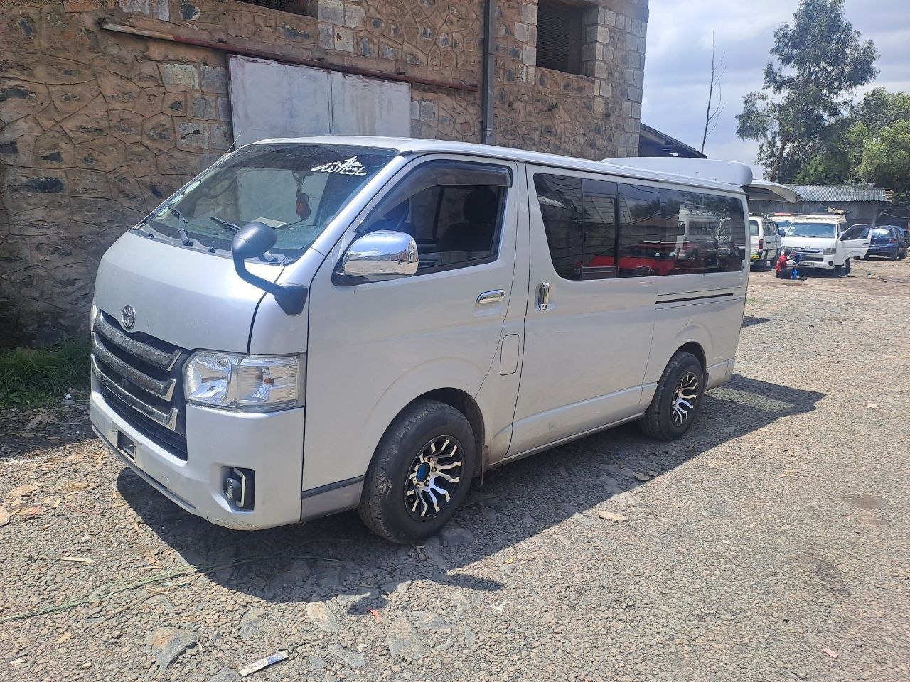 2007 Model-Toyota Hiace Abadulla