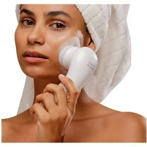 Mora 4 in 1 Facial Skin Car Cleansing