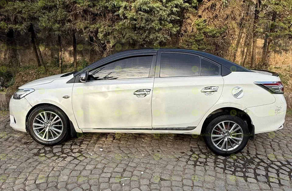 2015 Model-Toyota Yaris Sedan