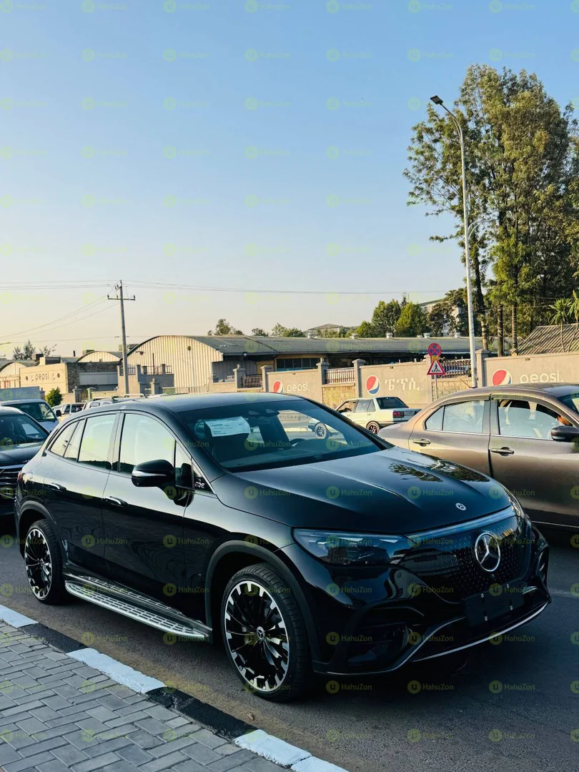 2024 Model-Mercedes-Benz EQE 500