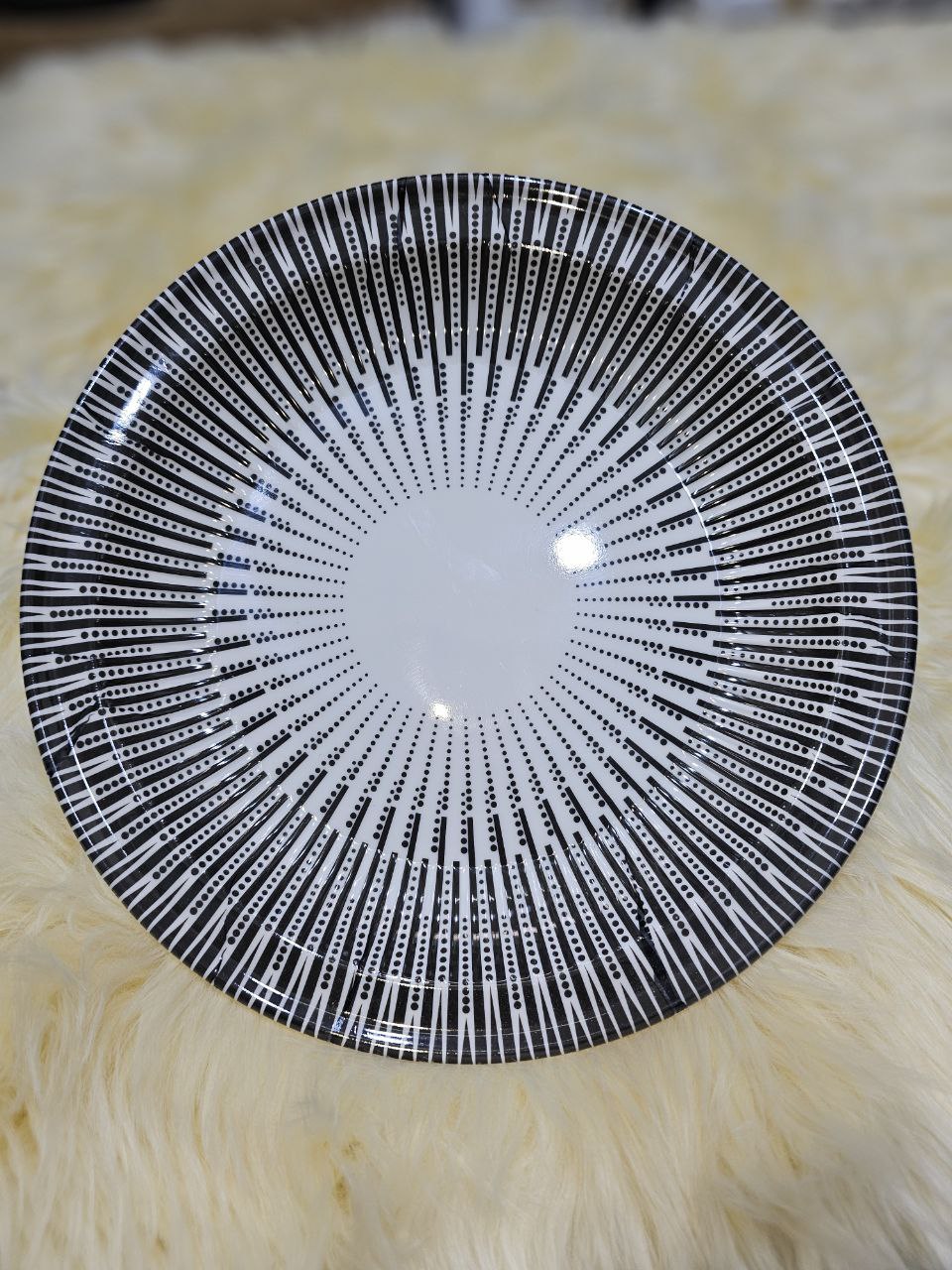 ለየት ያለ የመመገቢያ ስሀን