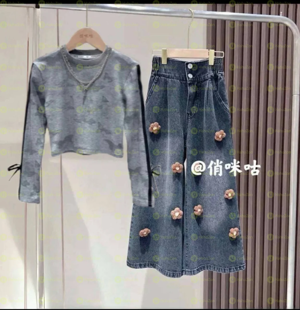 Children Girls Top With Black Blue Jeans