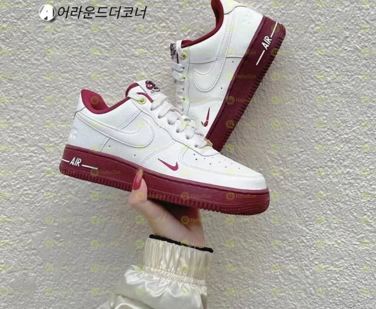 Nike Women's Air Force 1 07 SE 40th Anniversary Men's Shoes