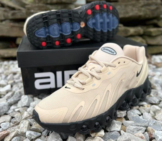 Nike Air Max DN 8 Tan Sail beige Low Top Men's Shoes