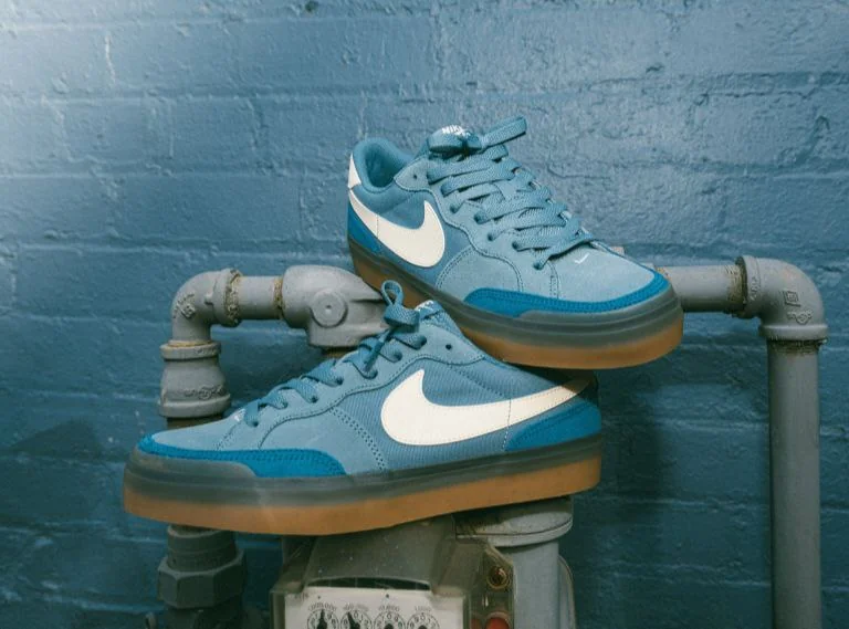 Nike SB Air Pogo Plus Noise Aqua Low Top Women's Shoes